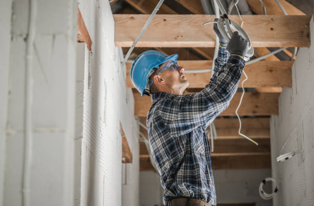 Best Affordable Emergency Electrician  in Waverly, VA